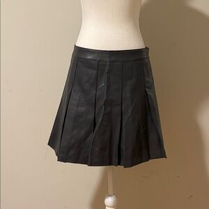 Elegant Grey Pleated Skirt